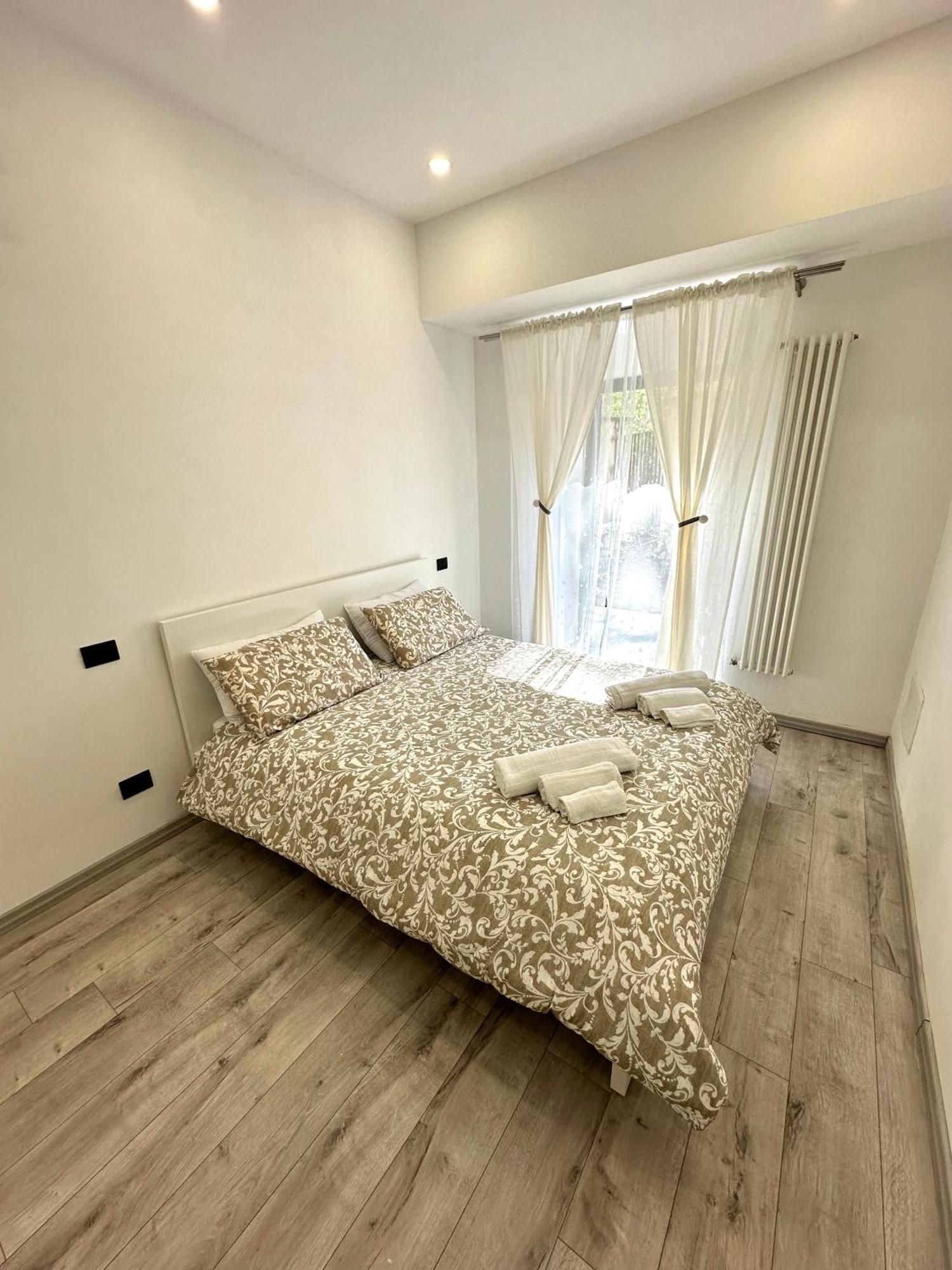 Casa Chiarina - Centro Citta Apartment Turin Bagian luar foto